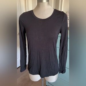 🔥 Brand New with Tag 🔥 Ladies Fabulously Soft Top